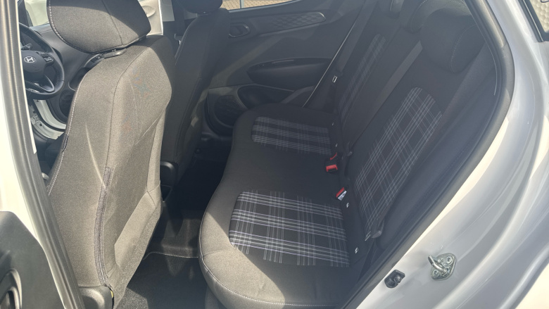 Hyundai i10 1.0 [63] Premium 5dr Auto [Nav] Petrol Hatchback